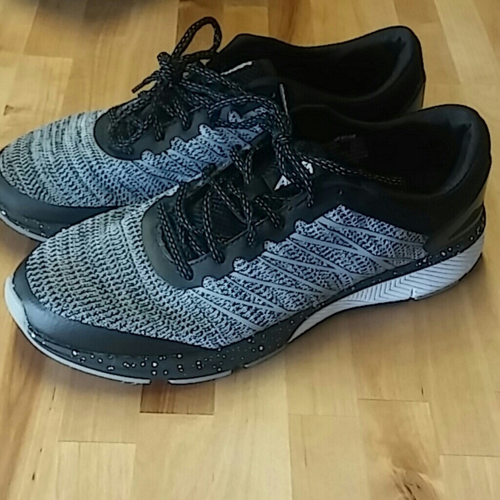 AVIA - Picture 3 of 4